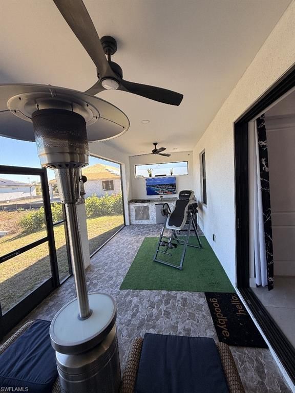 Image 10 of property listing at 907 NE 13th PL, Cape Coral, FL 33909