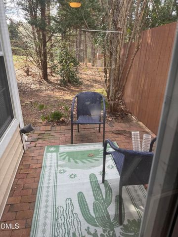 120 Sir Richard Lane, Chapel Hill, NC 27517