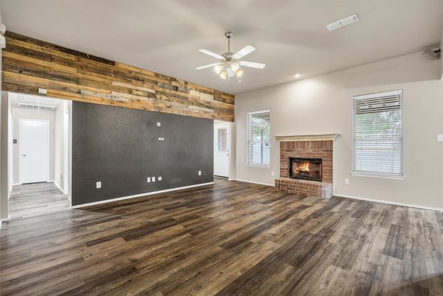 419 River Oaks Boulevard, Waxahachie, TX 75165