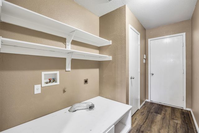 419 River Oaks Boulevard, Waxahachie, TX 75165