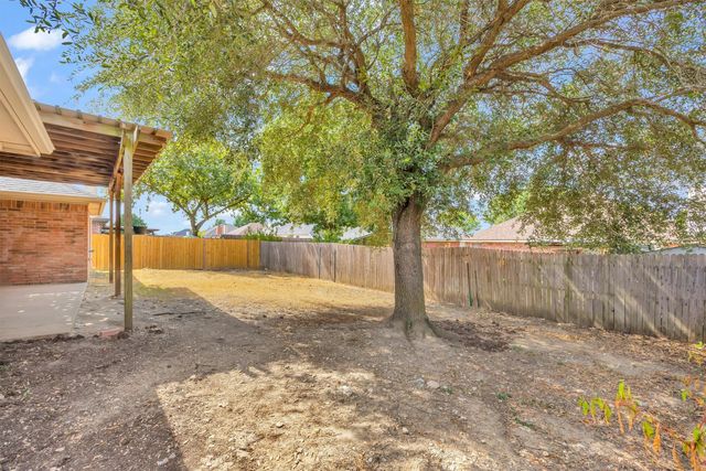 419 River Oaks Boulevard, Waxahachie, TX 75165