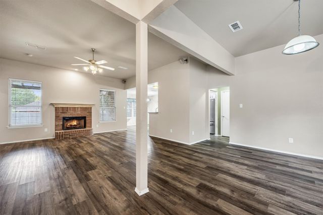 419 River Oaks Boulevard, Waxahachie, TX 75165