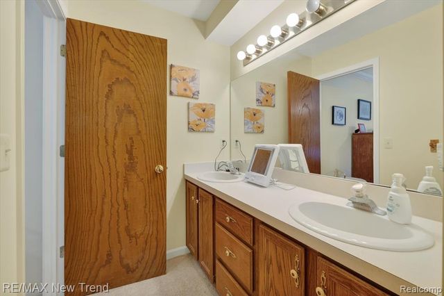 4369 Kimberly Lane, Waterford, MI 48329