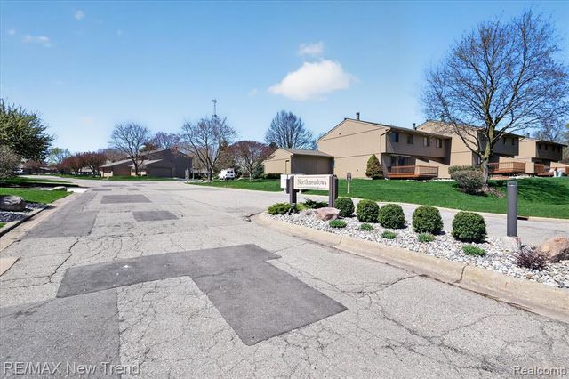 4369 Kimberly Lane, Waterford, MI 48329