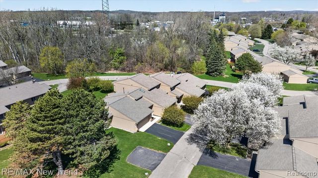 4369 Kimberly Lane, Waterford, MI 48329