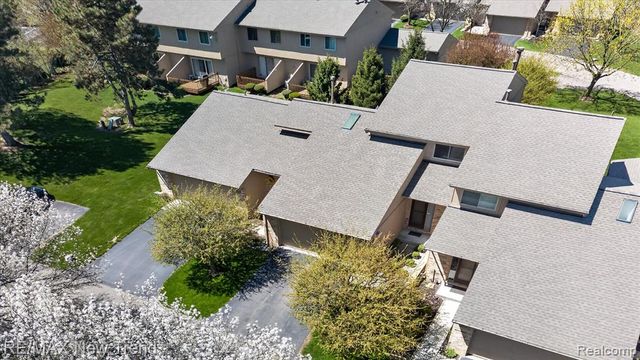 4369 Kimberly Lane, Waterford, MI 48329