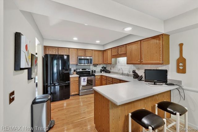 4369 Kimberly Lane, Waterford, MI 48329
