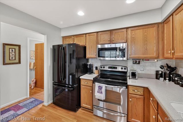 4369 Kimberly Lane, Waterford, MI 48329