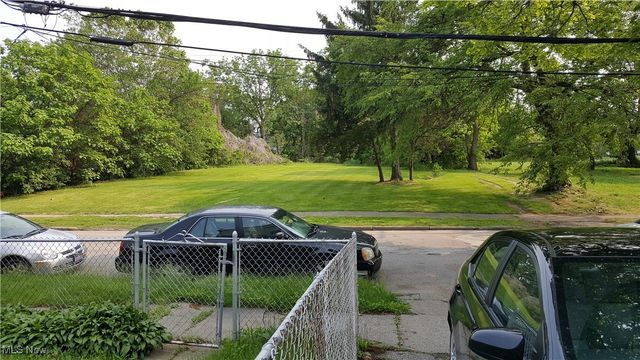 10511-10515 Frank Avenue, Cleveland, OH 44106