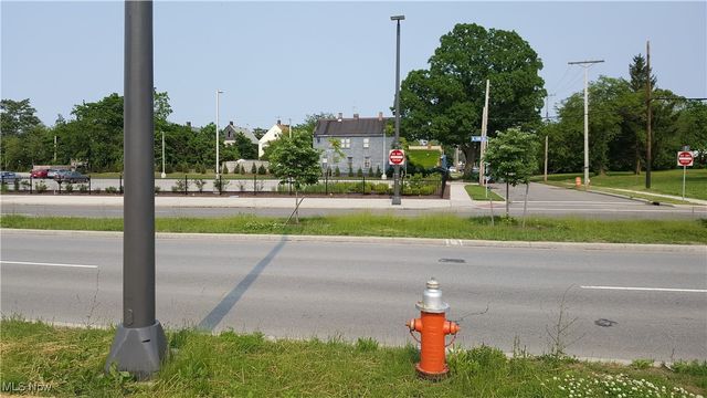 10511-10515 Frank Avenue, Cleveland, OH 44106