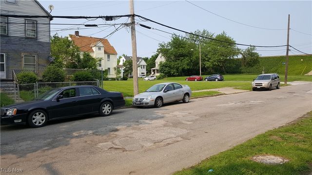 10511-10515 Frank Avenue, Cleveland, OH 44106