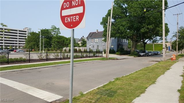 10511-10515 Frank Avenue, Cleveland, OH 44106