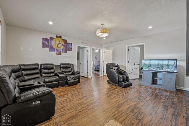 52 County Road 7180, Jonesboro, AR 72405