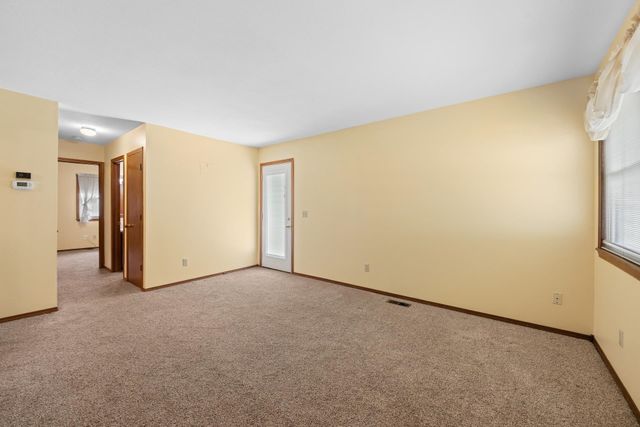 1816 E Fernwood St, Wichita, KS 67216