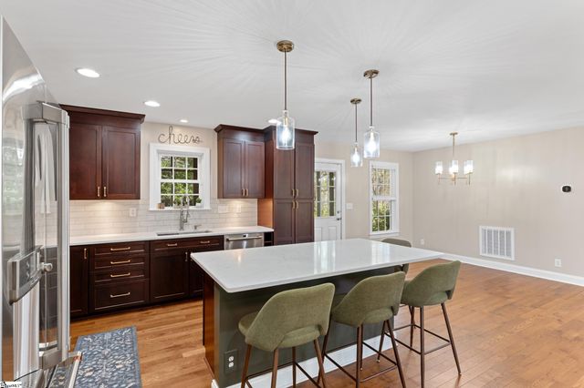 8 Fuller Street, Greenville, SC 29605