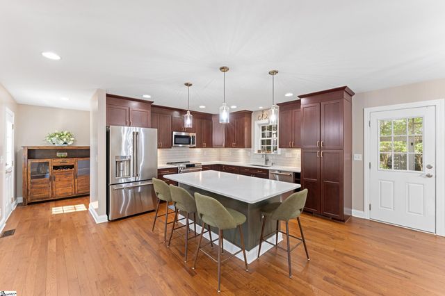 8 Fuller Street, Greenville, SC 29605