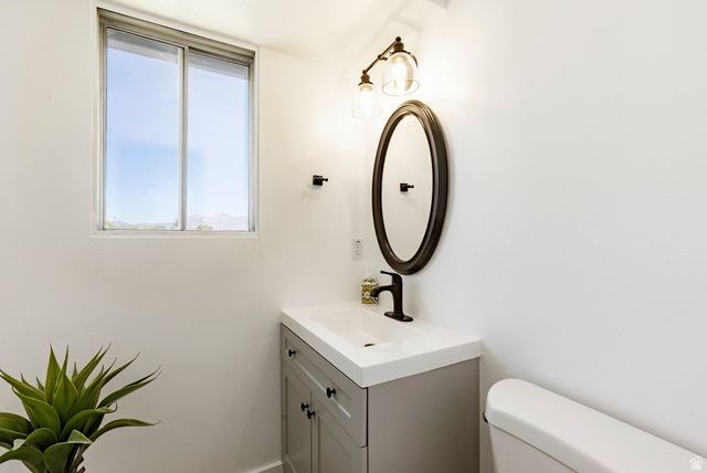 9977 S 3265 W, South Jordan, UT 84095