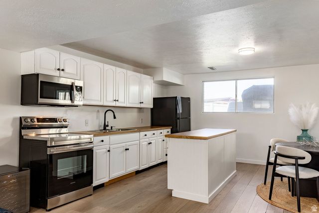 9977 S 3265 W, South Jordan, UT 84095