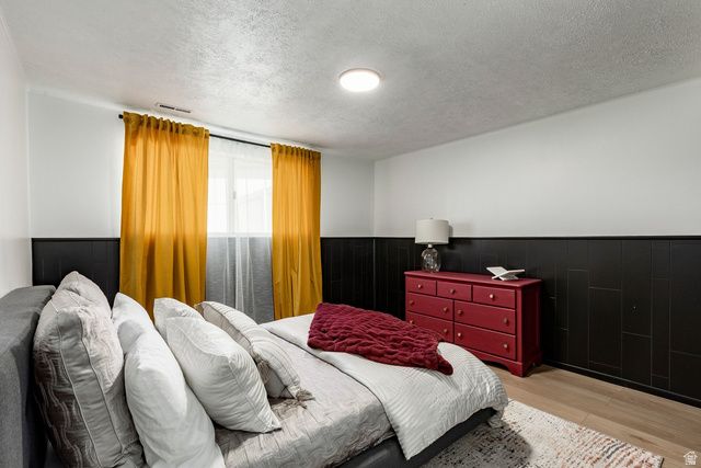 9977 S 3265 W, South Jordan, UT 84095