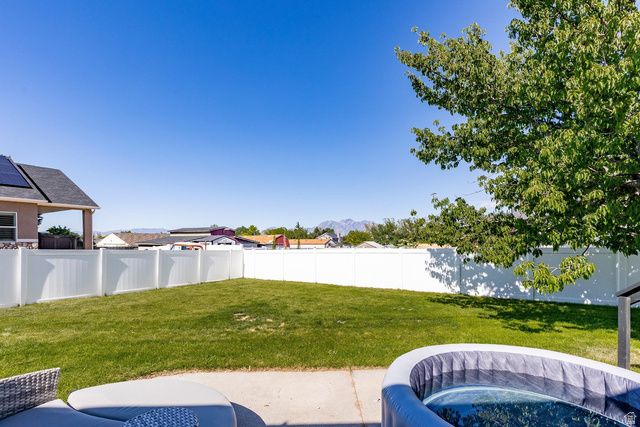 9977 S 3265 W, South Jordan, UT 84095