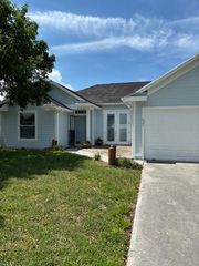 533 NW Avon Avenue, Port St. Lucie, Port St Lucie, FL 34983