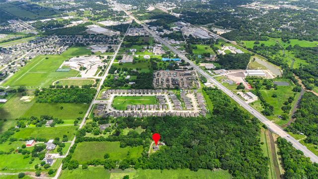 1355 County Road 145, Alvin, TX 77511