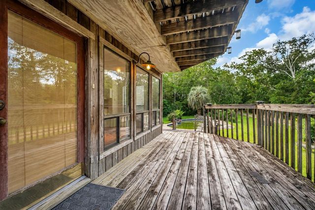 1355 County Road 145, Alvin, TX 77511