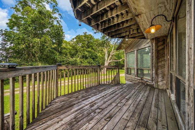 1355 County Road 145, Alvin, TX 77511