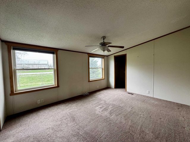 N2807 COUNTY ROAD C, Pulaski, WI 54162