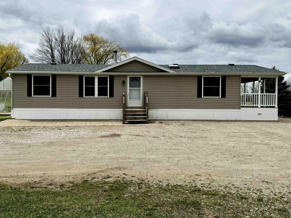 N2807 COUNTY ROAD C, Pulaski, WI 54162
