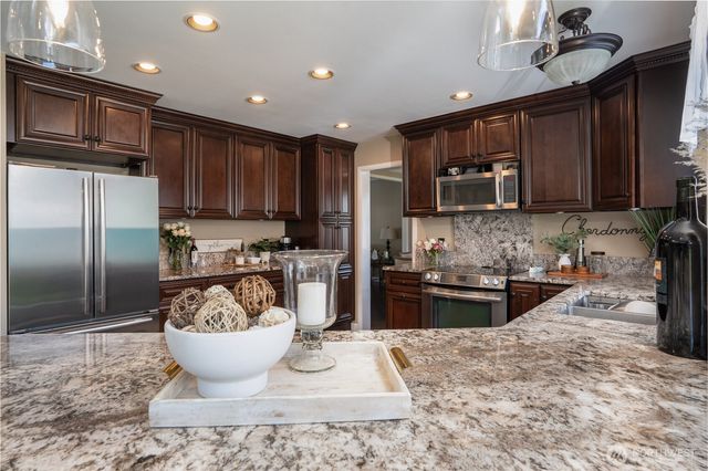 22705 66th Avenue Ct E, Spanaway, WA 98387