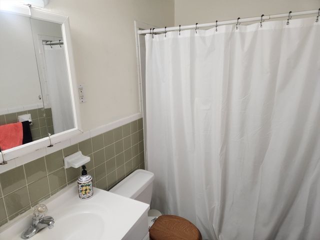 176 Maple Avenue 2-2, Rutland, MA 01543