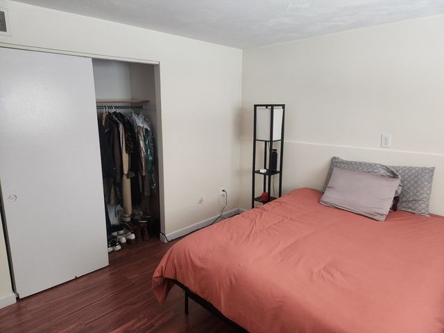 176 Maple Avenue 2-2, Rutland, MA 01543