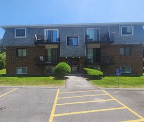 176 Maple Avenue 2-2, Rutland, MA 01543