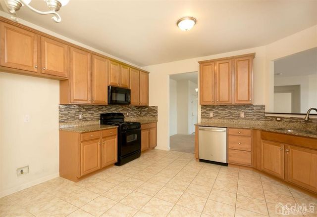 2224 Edward Stec Boulevard, Edison, NJ 08837