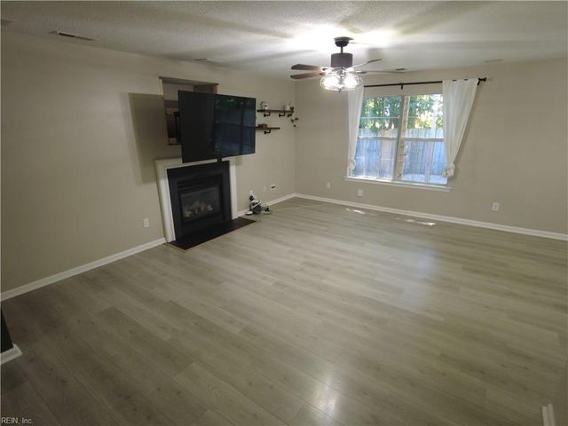 5023 Huntclub CHSE, Suffolk, VA 23435