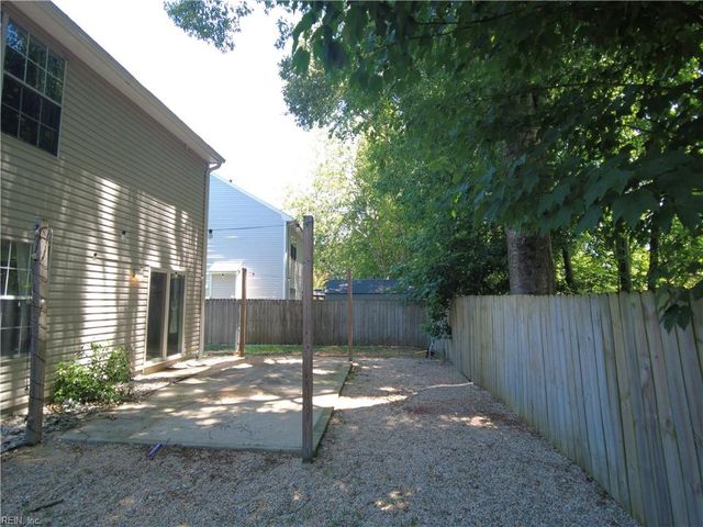 5023 Huntclub CHSE, Suffolk, VA 23435