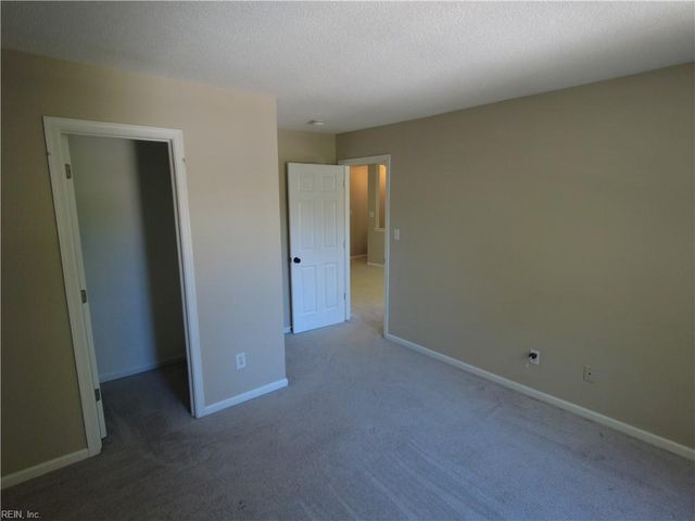 5023 Huntclub CHSE, Suffolk, VA 23435