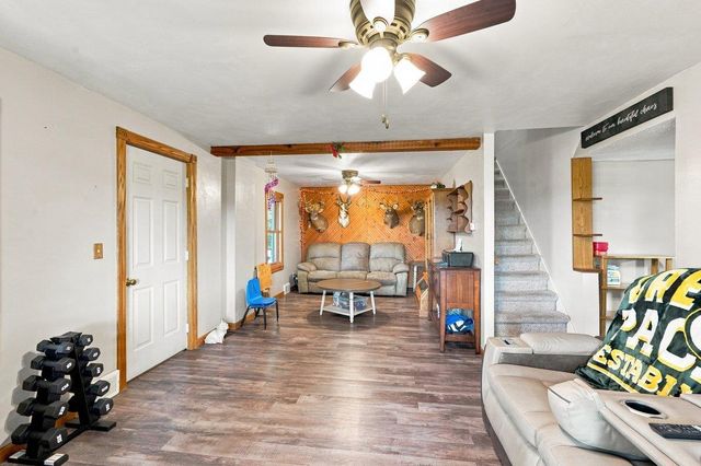 882 Taylor Lane, Stoughton, WI 53589