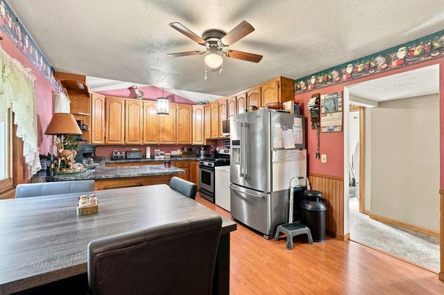 882 Taylor Lane, Stoughton, WI 53589