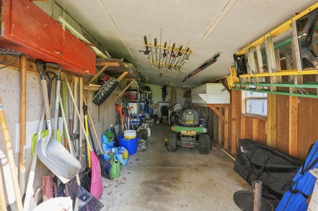 882 Taylor Lane, Stoughton, WI 53589