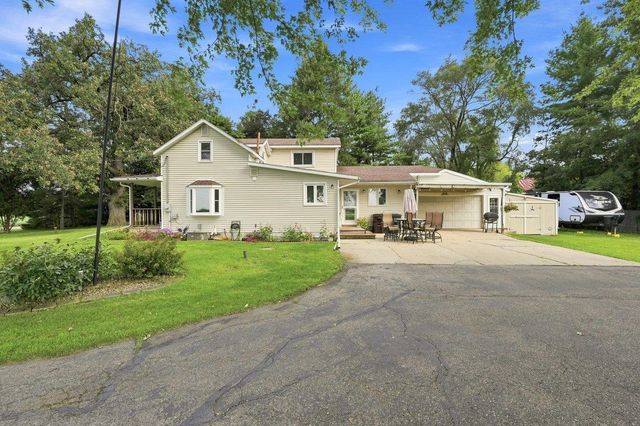 882 Taylor Lane, Stoughton, WI 53589