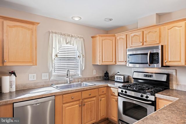 46 PAUL REVERE COURT, Millville, NJ 08332