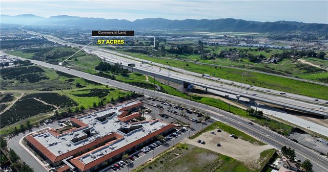 1 Jackson Avenue, Murrieta, CA 92562