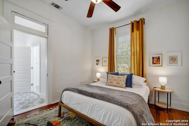 201 Berkshire, San Antonio, TX 78210