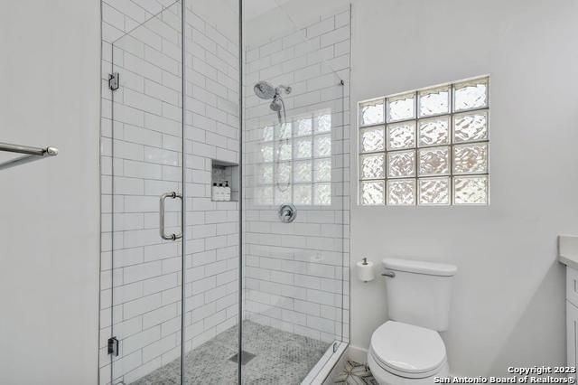 201 Berkshire, San Antonio, TX 78210