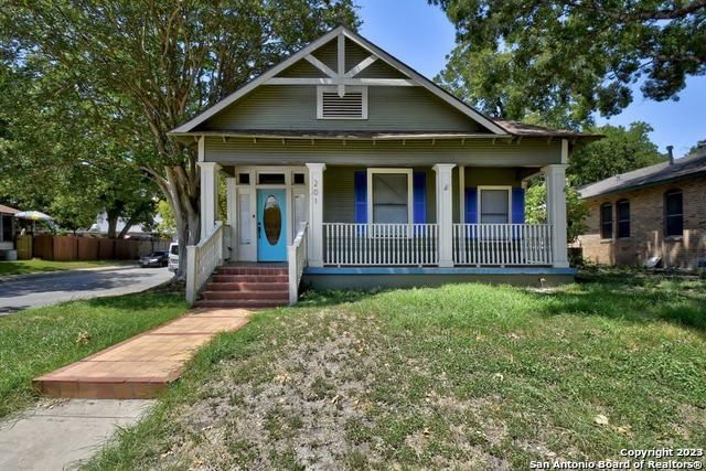 201 Berkshire, San Antonio, TX 78210