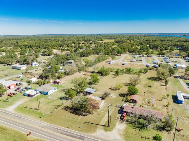 3718 N State Highway 78, Bonham, TX 75418