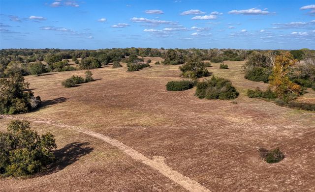 3 Creekview Trail, Brenham, TX 77833