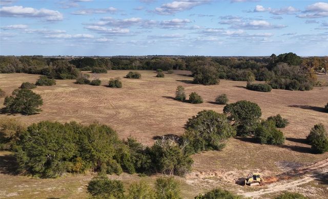 3 Creekview Trail, Brenham, TX 77833